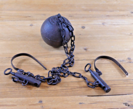 Ball and Chain Prison Iron Rustic Jail Prop 17 lbs Shackles Leavenworth ... - $84.99
