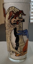 Vintage 1976 Pepsi Warner Brothers Road Runner Wile E Coyote Interaction Glass - £7.85 GBP