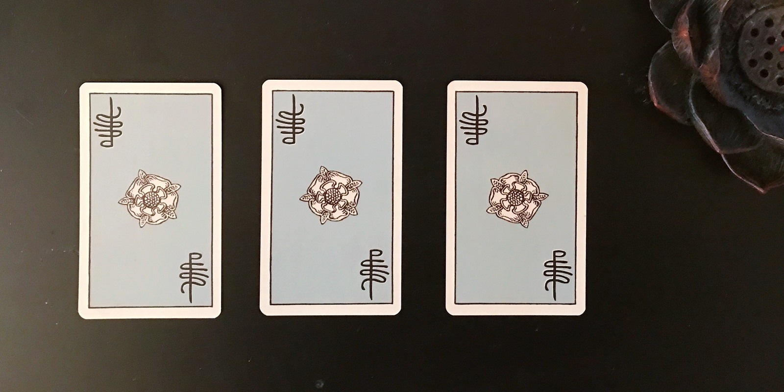 3 Card Tarot Reading : Facing a challenge - $26.99