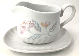 Corelle TRIO PINK Gravy Boat with Underplate Coordinates Stoneware Handle Excell - £13.85 GBP
