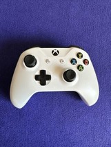 Microsoft Xbox One Wireless Controller White 1708 - FOR PARTS REPAIR Not Working - £20.81 GBP