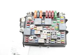 Engine Fuse Box 6.6L Diesel Fits 01-02 SIERRA 2500 PICKUP 71917 image 7
