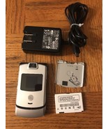 Motorola V3M Cell Phone - $173.05 CAD