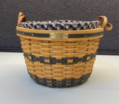 Longaberger 2002 Collectors Club Miniature JW Corn Basket+Prot.+Liner+Box - $15.29