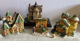 Cobblestone Corners Christmas Village set #6 - £29.81 GBP