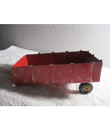 Vintage Marx Toy Farm Tractor Red Wagon Cart Metal 8.5&#39;&#39; long rare - $505.76 MXN
