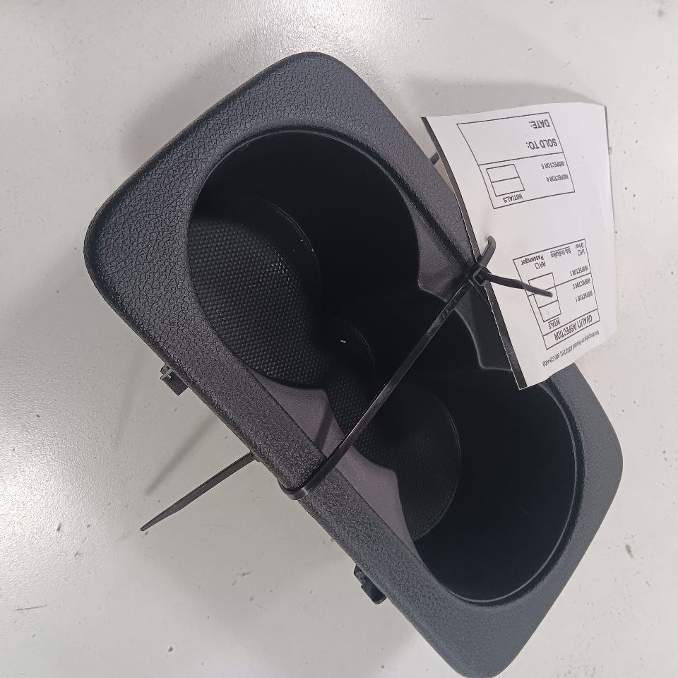 Kia Sorento Rear Cup Holder  2018 2017 2016 - $43.94