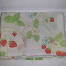 Vintage Strawberries Cannon Monticello No Iron Muslin Pillowcase ONE Super Soft - £7.76 GBP