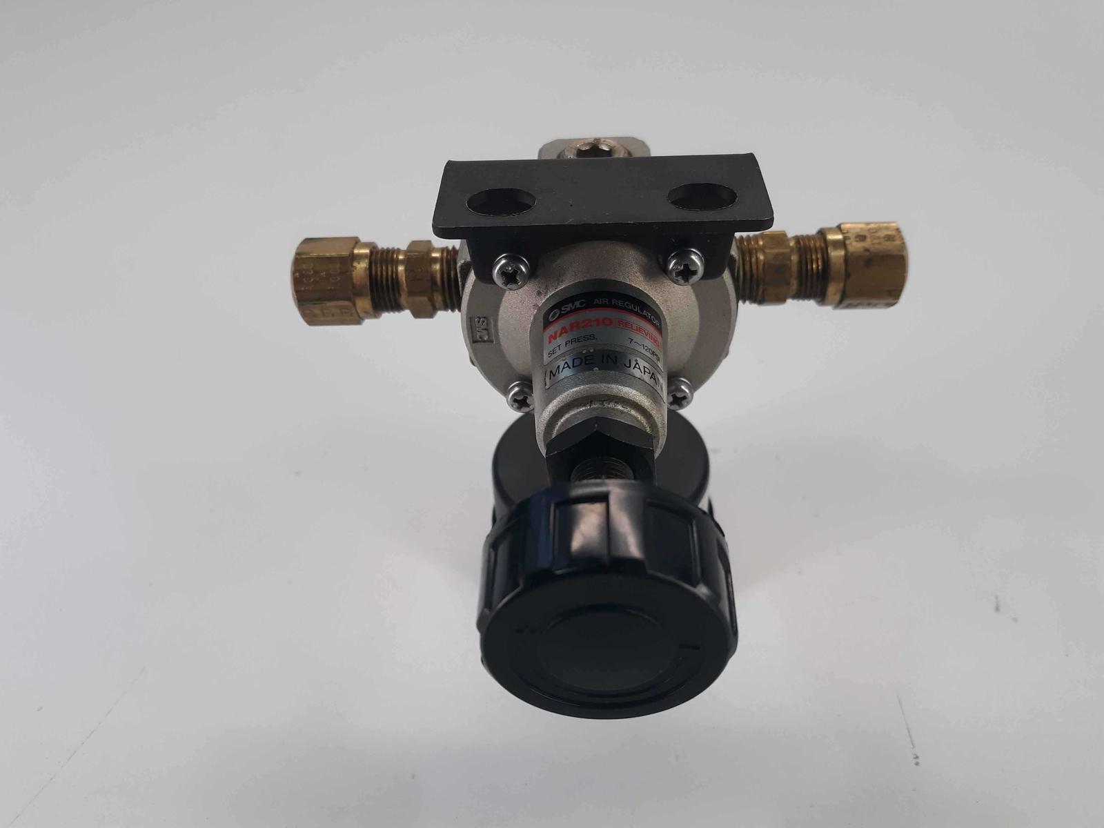 SMC NAR210 7-120psi 3/8 In Npt Pneumatic Regulator - $27.50