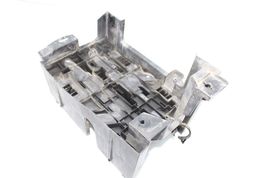 07.5-14 CHEVY SILVERADO 2500HD ENGINE FUSE BOX HOUSING Q7019 image 5