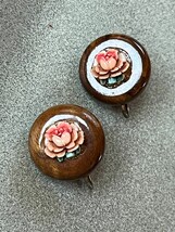 Vintage Round Wood Disk w Plastic Pink Rose Flower Clip Earrings – nearly 0.75 - £9.16 GBP