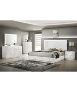 Lexie Black/Gold 4-Piece Tufted Panel Queen Bedroom Set - Modern Style - $24,709.33 MXN