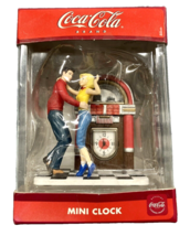 Coca-Cola Brand Mini Clock Retro Dancing at The Jukebox - $530.44 MXN