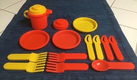 714A~ Red Yellow Kids Childs Pretend Play Kitchen Set Lot Fork Spoon Pla... - £11.37 GBP
