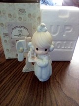 Precious Moments figurine C0011 Sharing The Good News Together 1991 Memb... - $5.93