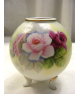 Vintage Porcelain Bulbous 4 1/2&quot; Vase 3 Feet Hand Painted Roses Gold Tri... - €29,54 EUR