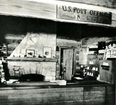 New Salem IL State Park First Berry-Lincoln Store US Post Office 1948 Postcard - £3.14 GBP