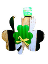 St Patrick&#39;s Day Shamrocks Hanging Sign Irish Wall Decor NEW-12” - $20.94