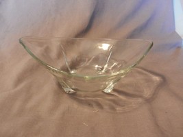 Vintage Clear Glass Footed Oval Serving Bowl Teardrop Design (M) - £29.31 GBP