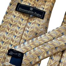 Ermenegildo Zegna Gold &amp; Silver Patterned Silk Tie - $52.80