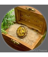 Vintage Gold Tone Translucent Acrylic Gold Amber Color Floral Leaf Brooch - £6.19 GBP