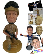 Personalized Bobblehead Us Army Soldier Kneeling In His Uniform Guarding The Bor - £71.60 GBP
