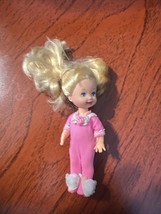 Vintage Mattel Barbie Little Sister Kelly 4&quot; Pink Footie Pj’s - £5.72 GBP