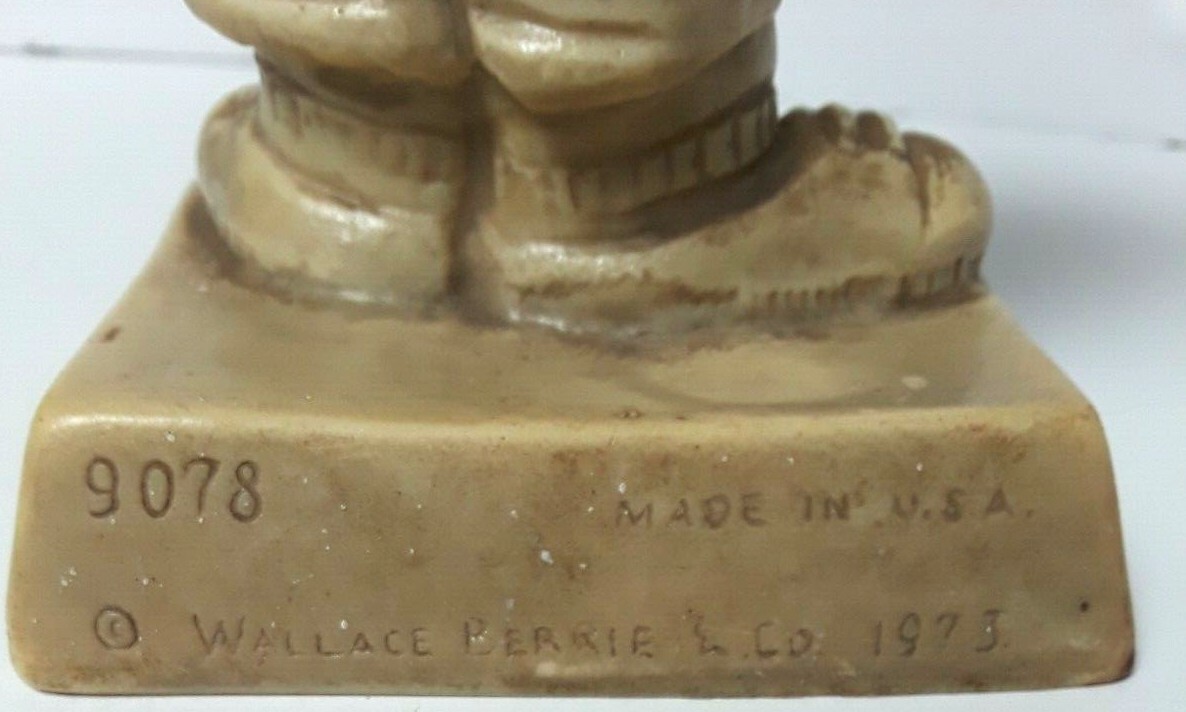 R&W Berries Co's "World's Greatest Tennis Player" figurine 1973 ~ Made in USA Item image 6