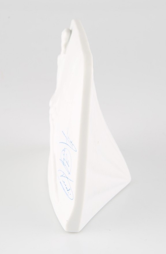 Lladro Collector's Society Scroll w/ Dove and Quixote Plaque Great Condition Item image 4