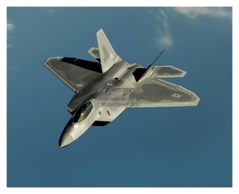 Lockheed Martin F-22A Raptor Flies Over Japan 8X10 Photograph Reprint - £6.68 GBP
