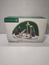 Dept 56 &quot;Queensbridge Railroad Yard Accessories&quot; #58466 Lights Up NEW IN... - €17,10 EUR