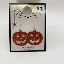 New Halloween Pumpkin Jack O Lantern Earrings Dangle Orange Glitter Happy Light - £3.90 GBP