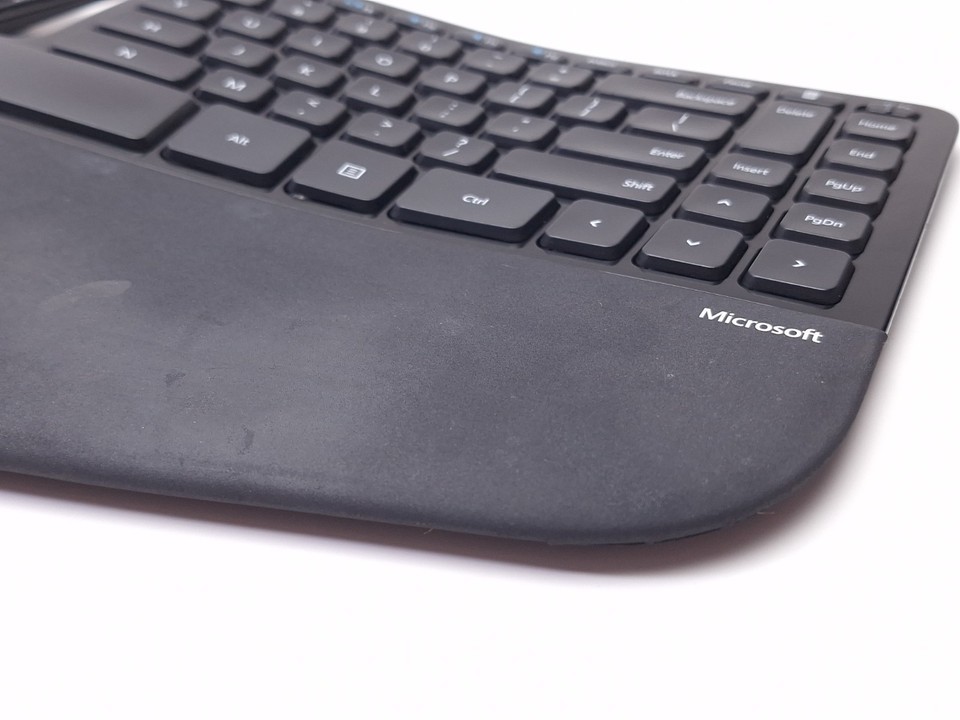 GENUINE Microsoft Sculpt Ergonomic Wireless Keyboard 1559 ( No Receiver ) Item image 9