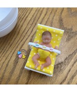 ZURU 5 SURPRISE MY MINI BABY LIGHT YELLOW BOUNCER, BABY, RATTLE SET - $27.42 CAD