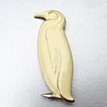 Signed TRIFARI Vintage Cream Enamel PENGUIN Brooch Bird Pin, Rhinestone Eye - $17.81
