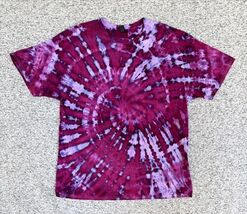 NEW Gildan Women’s Dark Pink Purple Lavender Spiral Ice Tie Dye Shirt 2XL - €19,41 EUR NEW Gildan Women’s Dark Pink Purple Lavender Spiral Ice Tie Dye Shirt 2XL - €19,41 EUR