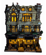 Lemax Essex Street Facade WESLEY PUB BAR Wall Hanging Free Standing Chri... - $95.98