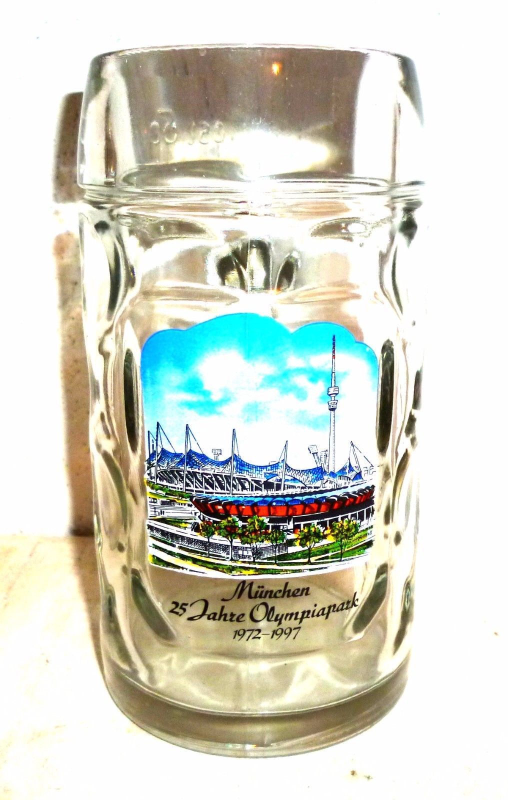 Munich City Sights 0.5L German Beer Glass Seidel - $8.95