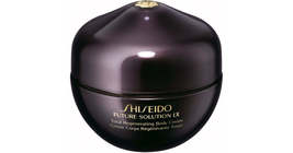 Shiseido Future Solution LX Total Crema corpo rigenerante 200 ml - $232.58