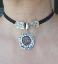 choker necklace with pendant, black choker, Indian, Liberty coin, 752 - £15.17 GBP