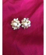 Vintage VENDOME  Austrian Crystal &amp; Faux Pearl Bead Cluster EARRINGS Cli... - $64.50