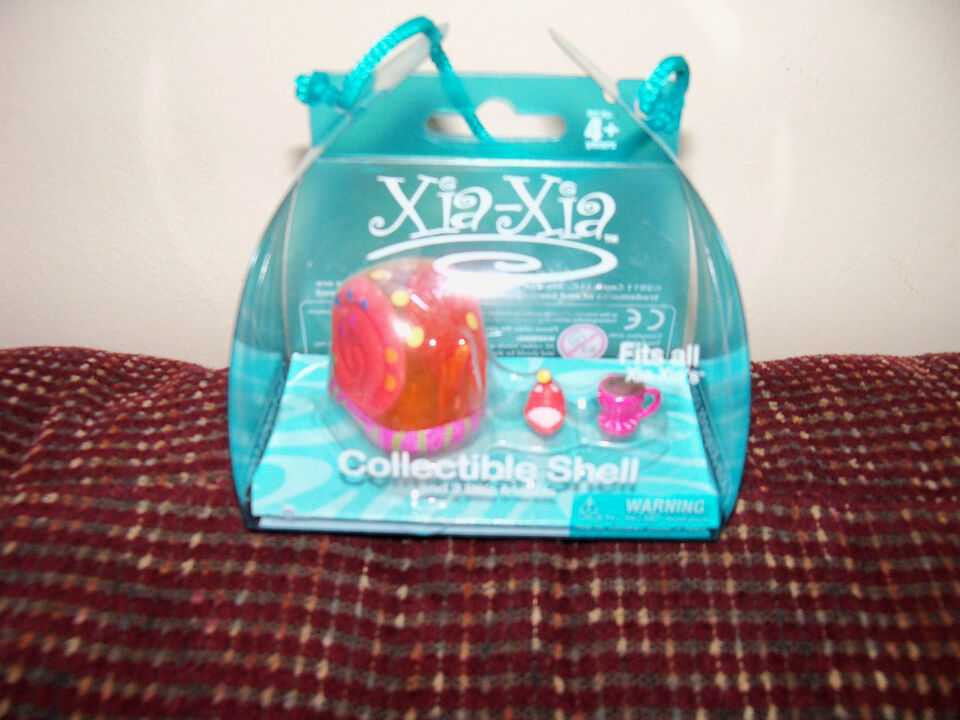 Xia-Xia Pink with Dots  Collectible shell and 2 little friends NEW LAST ONE HTF - $17.76