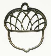 Acorn Nut Squirrel Food Fall Season Special Occasion Cookie Cutter USA PR2290 - £2.40 GBP