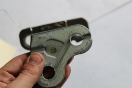 16-17 JAGUAR XE DRIVER LEFT SIDE DOOR UPPER HINGE BRACKET FRONT or REAR M1491 image 5