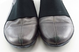 Clarks Artisan Size 9 M Silver Loafer Leather Women Shoes - £15.88 GBP