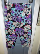 Leggings Depot Black W/Sugar Skulls Capri Leggings Size PLUS SIZE Women&#39;... - £14.58 GBP