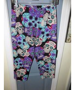 Leggings Depot Black W/Sugar Skulls Capri Leggings Size PLUS SIZE Women&#39;... - $23.75