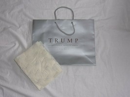 TRUMP International Hotel &amp; Tower Chicago Silver Gift Tote/Bag 16&quot;x12&quot;  W/Tissue - £7.81 GBP