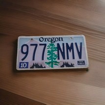 Expired Oregon License Plate 977NMV Man Cave Pub Garage Bar Decor Collec... - $25.00