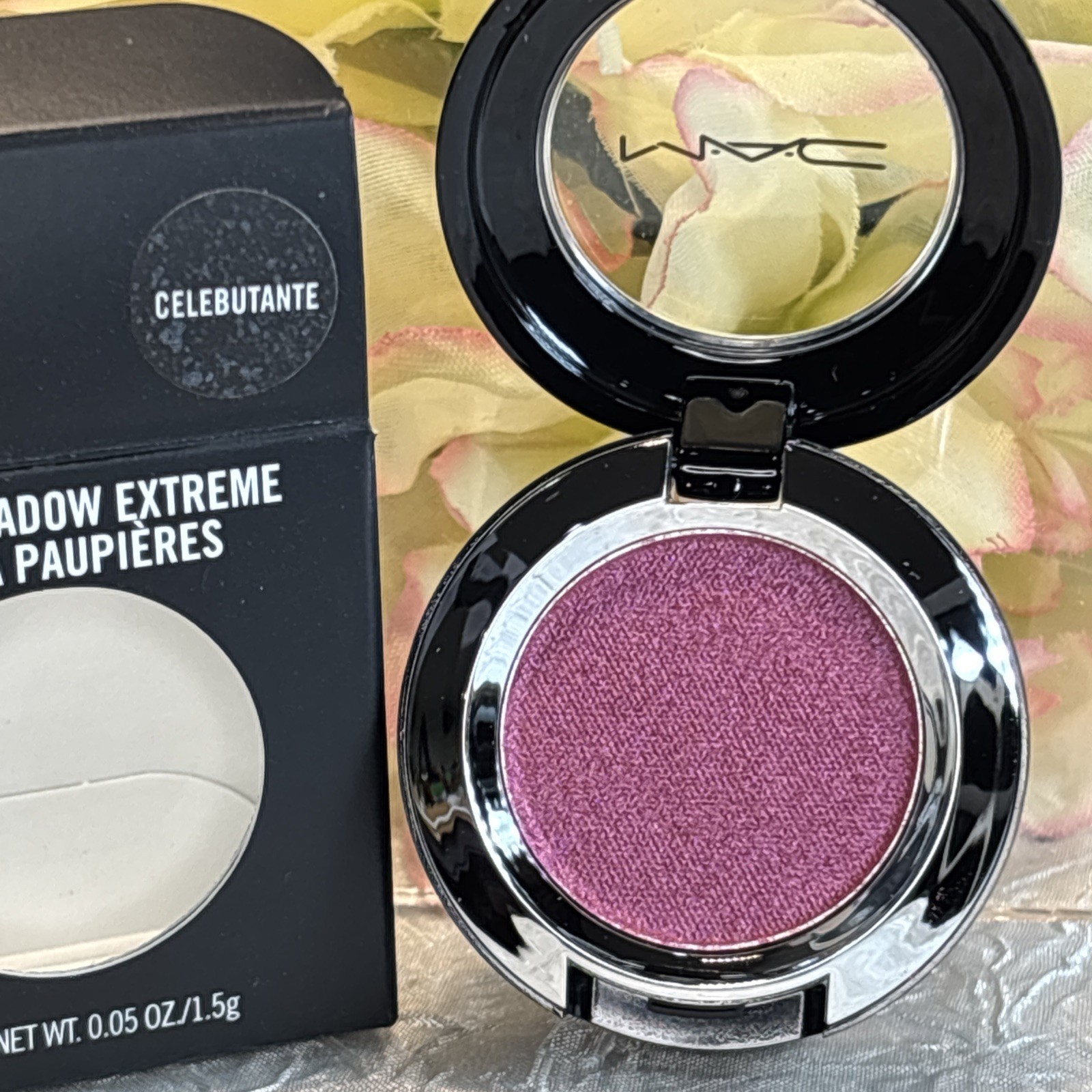 Mac Eye Shadow Dazzleshadow Extreme ~ CELEBUTANTE ~ Full Size New In Box... - $15.79